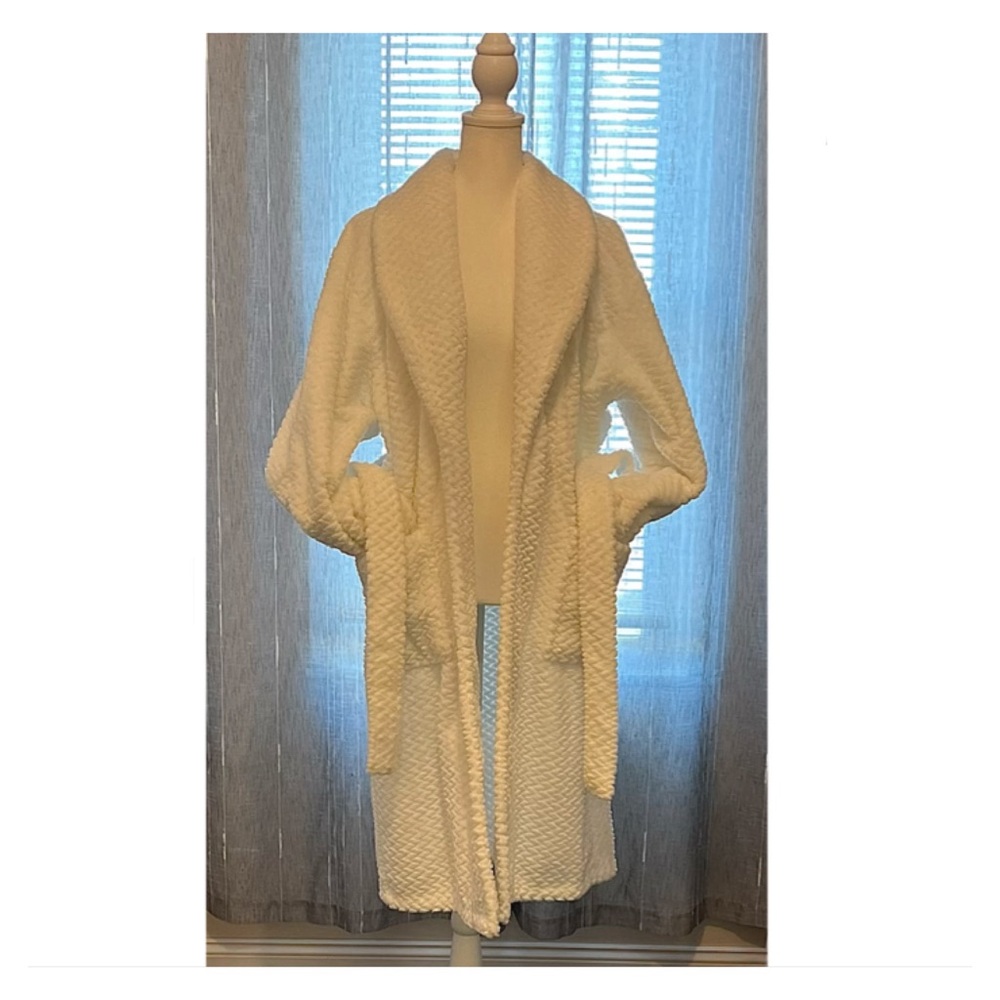 Nordstrom COZY LUXE ROBE Daniel Buchler Large White Belted Diamond Weave NWOT